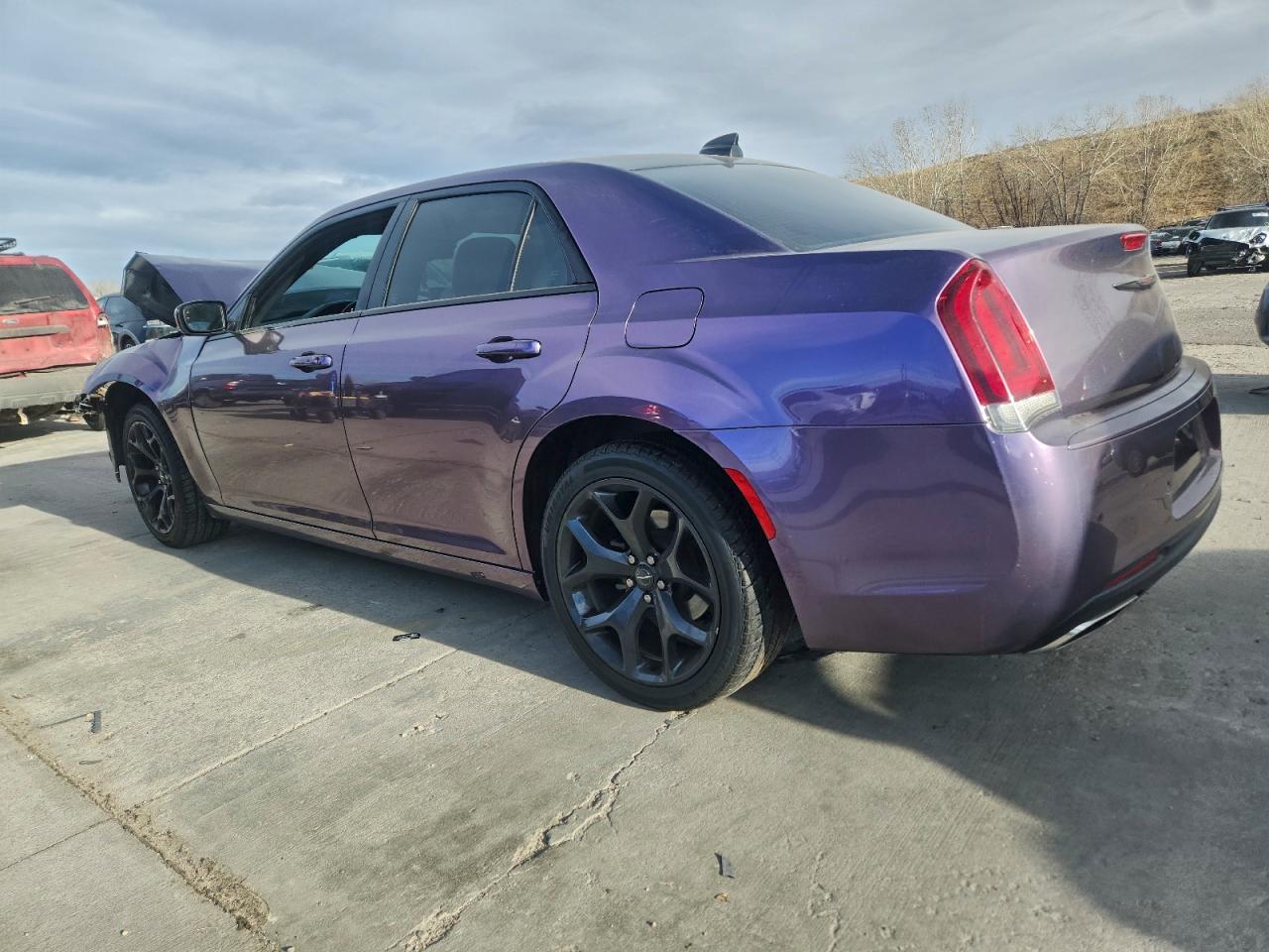 2021 CHRYSLER 300 S photo 2