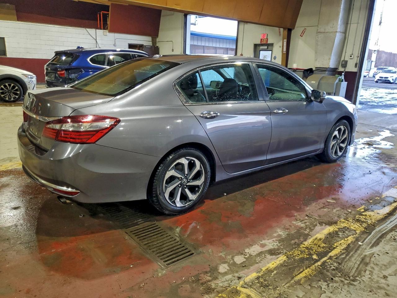 2017 HONDA ACCORD EXL photo 3