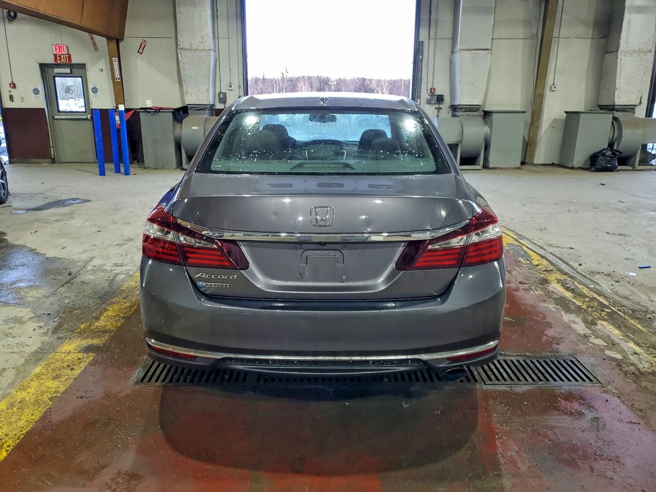 2017 HONDA ACCORD EXL photo 6
