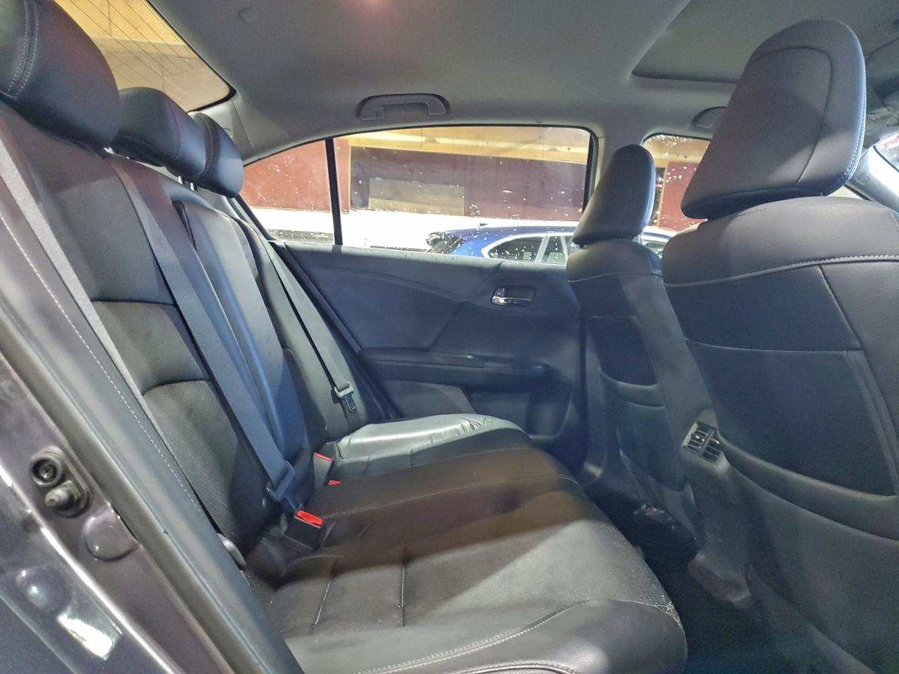 2017 HONDA ACCORD EXL photo 10