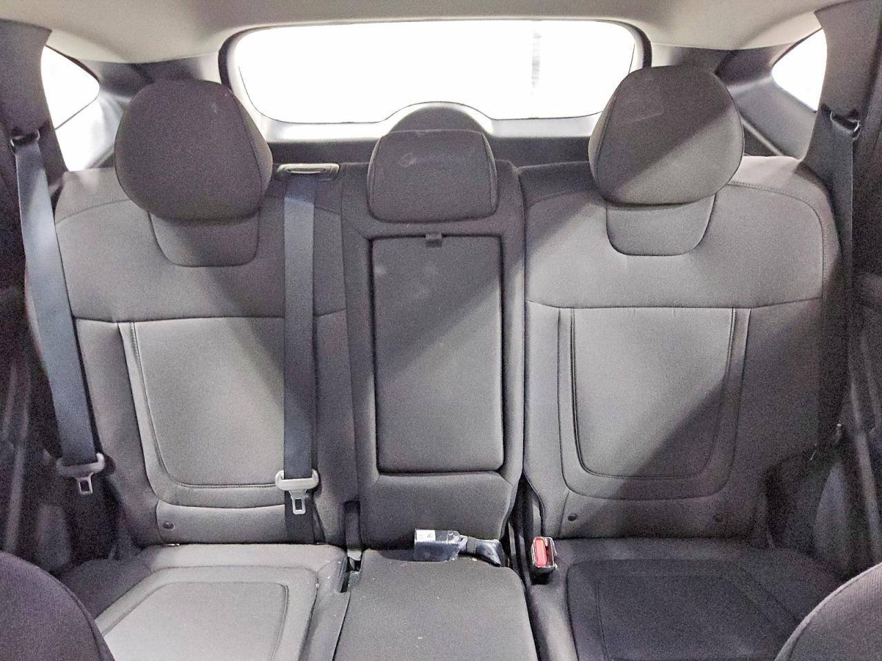 2025 HYUNDAI TUCSON SE photo 10