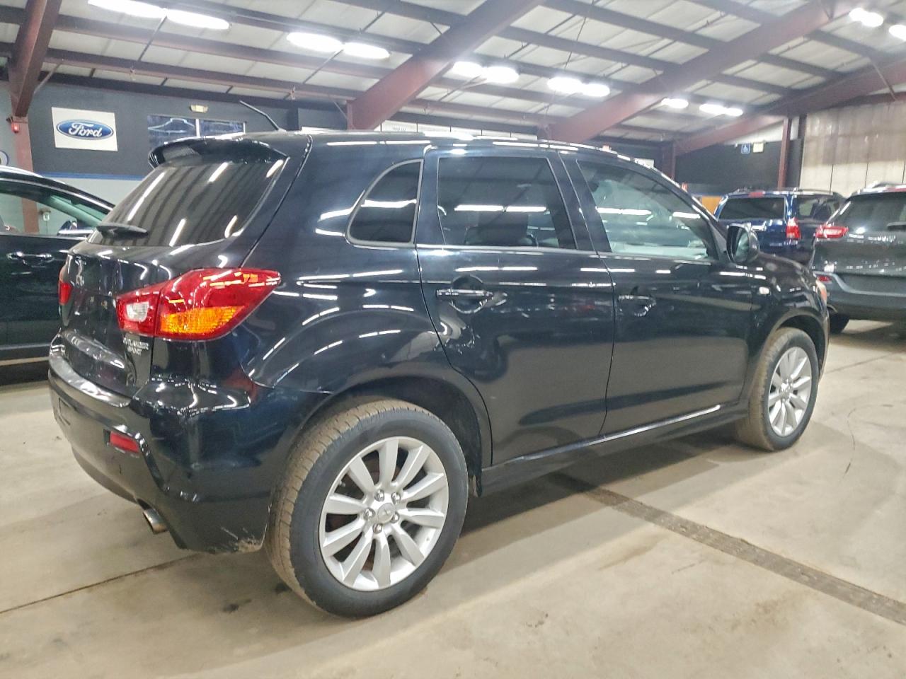 2011 MITSUBISHI OUTLANDER SPORT SE photo 3