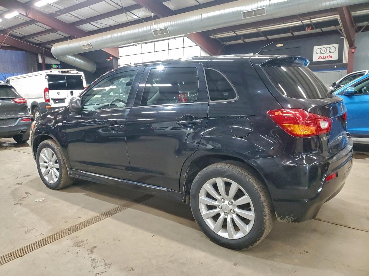 2011 MITSUBISHI OUTLANDER SPORT SE photo 2