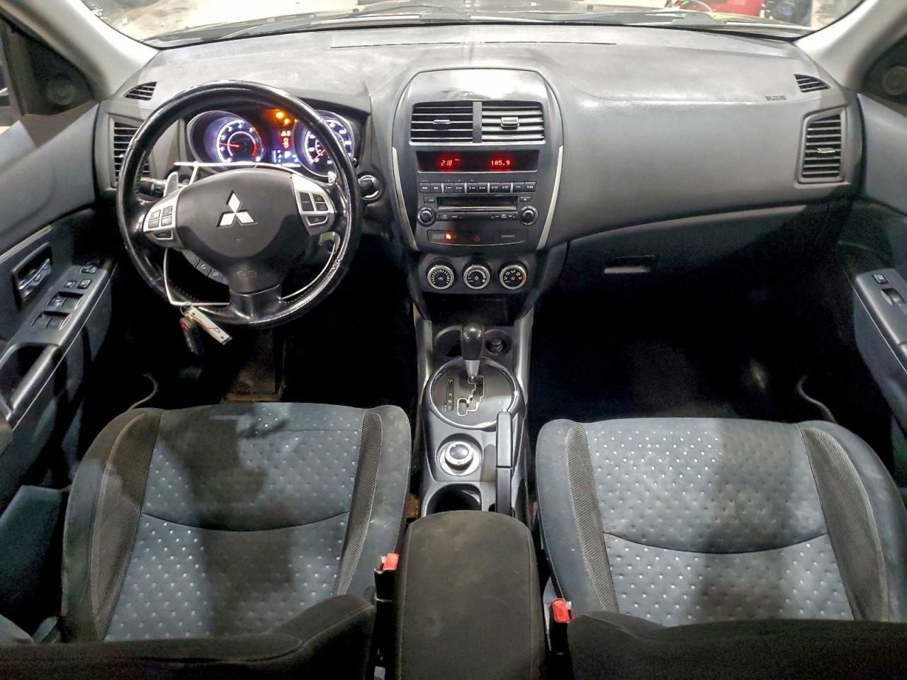 2011 MITSUBISHI OUTLANDER SPORT SE photo 8