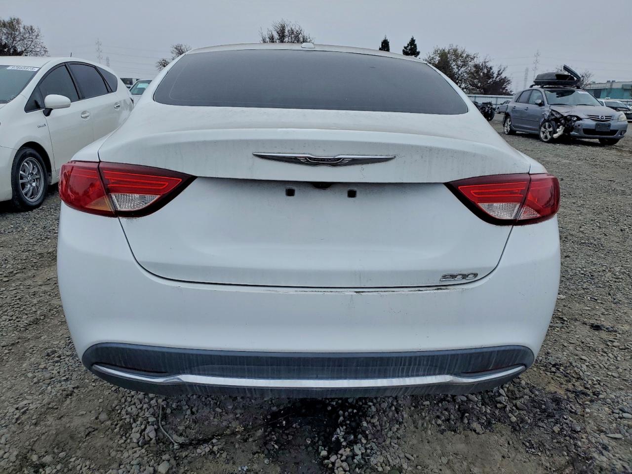 2016 CHRYSLER 200 LIMITED photo 6