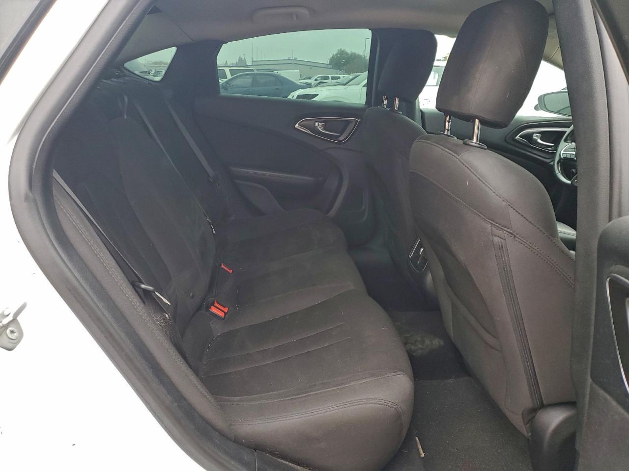 2016 CHRYSLER 200 LIMITED photo 10