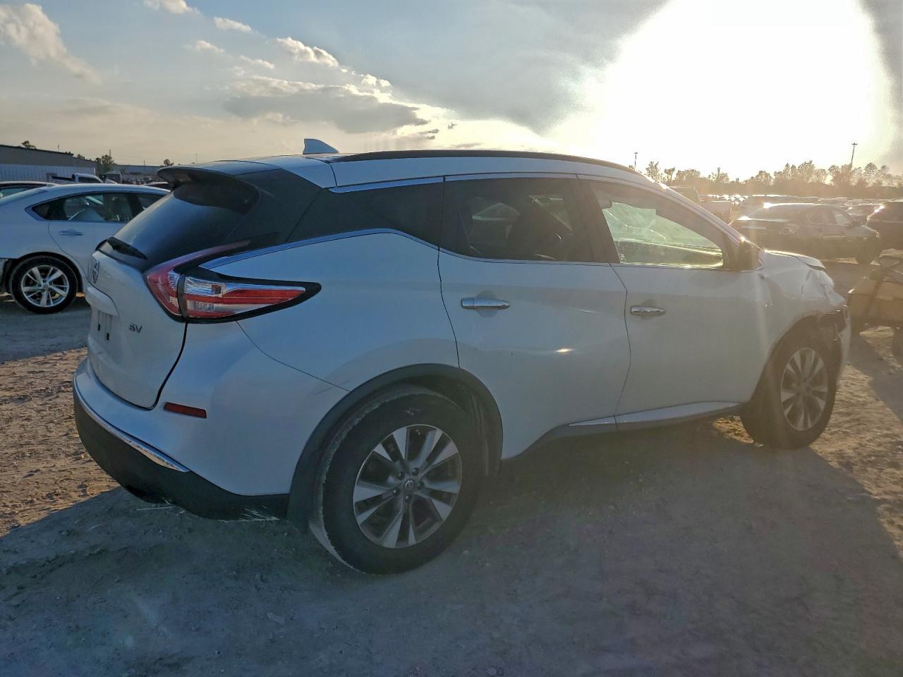 2017 NISSAN MURANO S photo 3