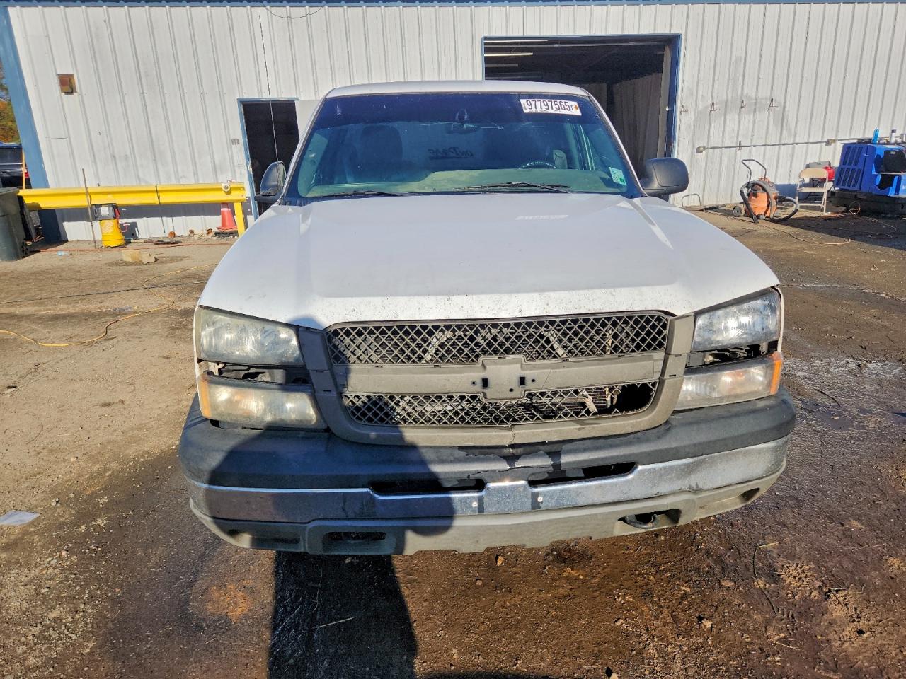2004 CHEVROLET SILVERADO C1500 photo 5