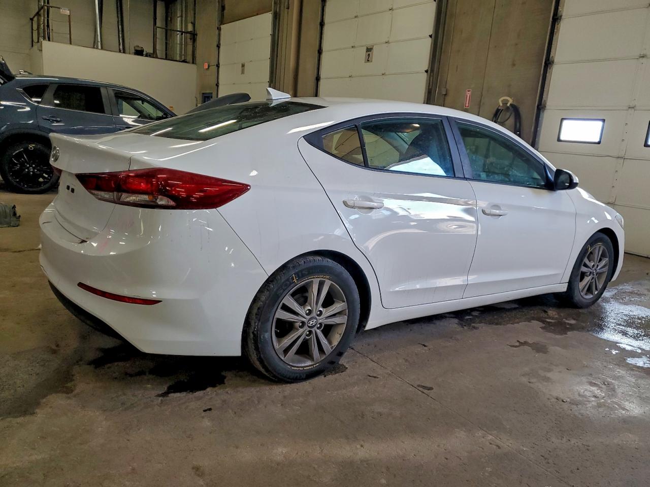 2017 HYUNDAI ELANTRA SE photo 5