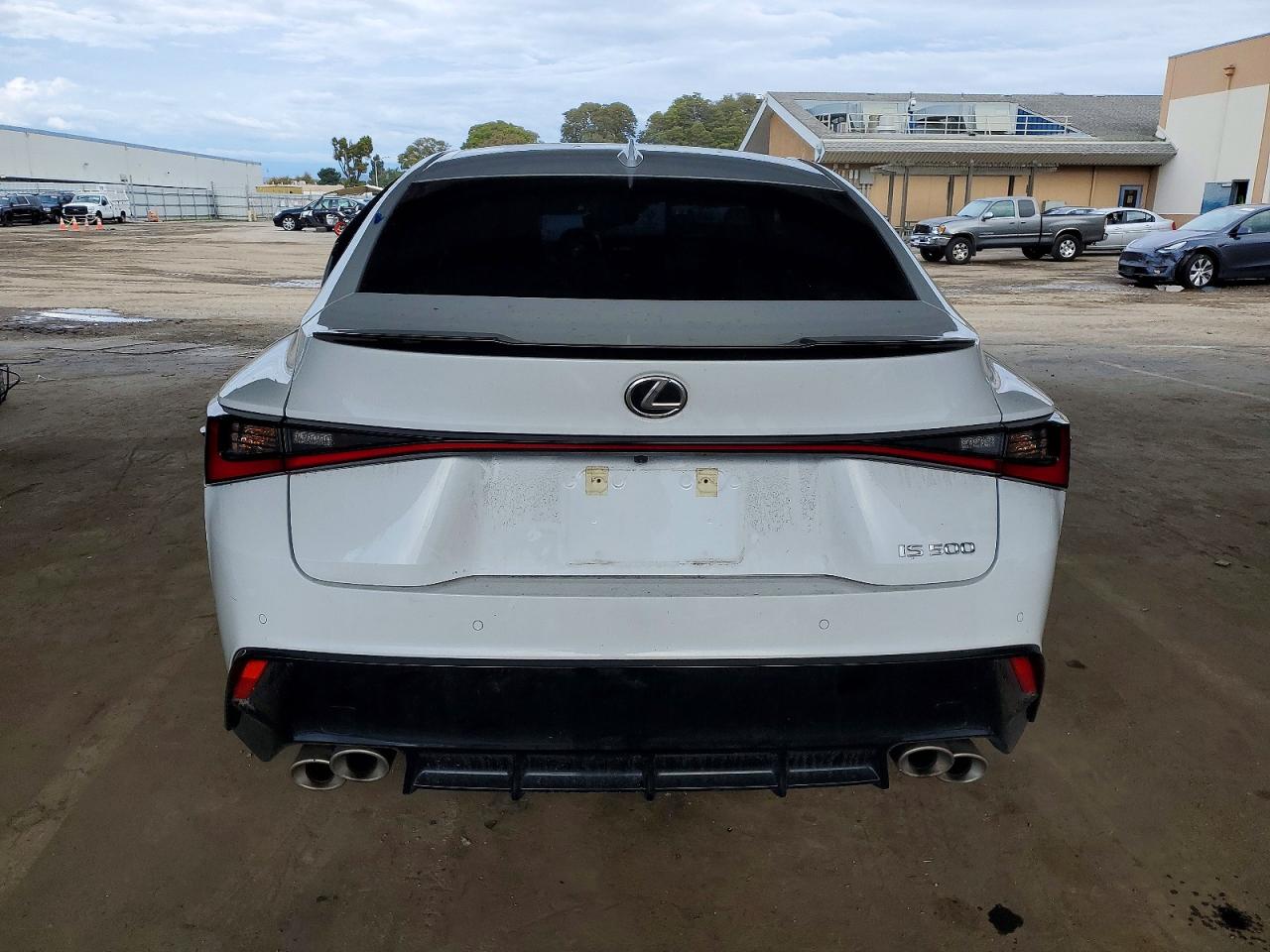 2025 LEXUS IS 500 F SPORT photo 6