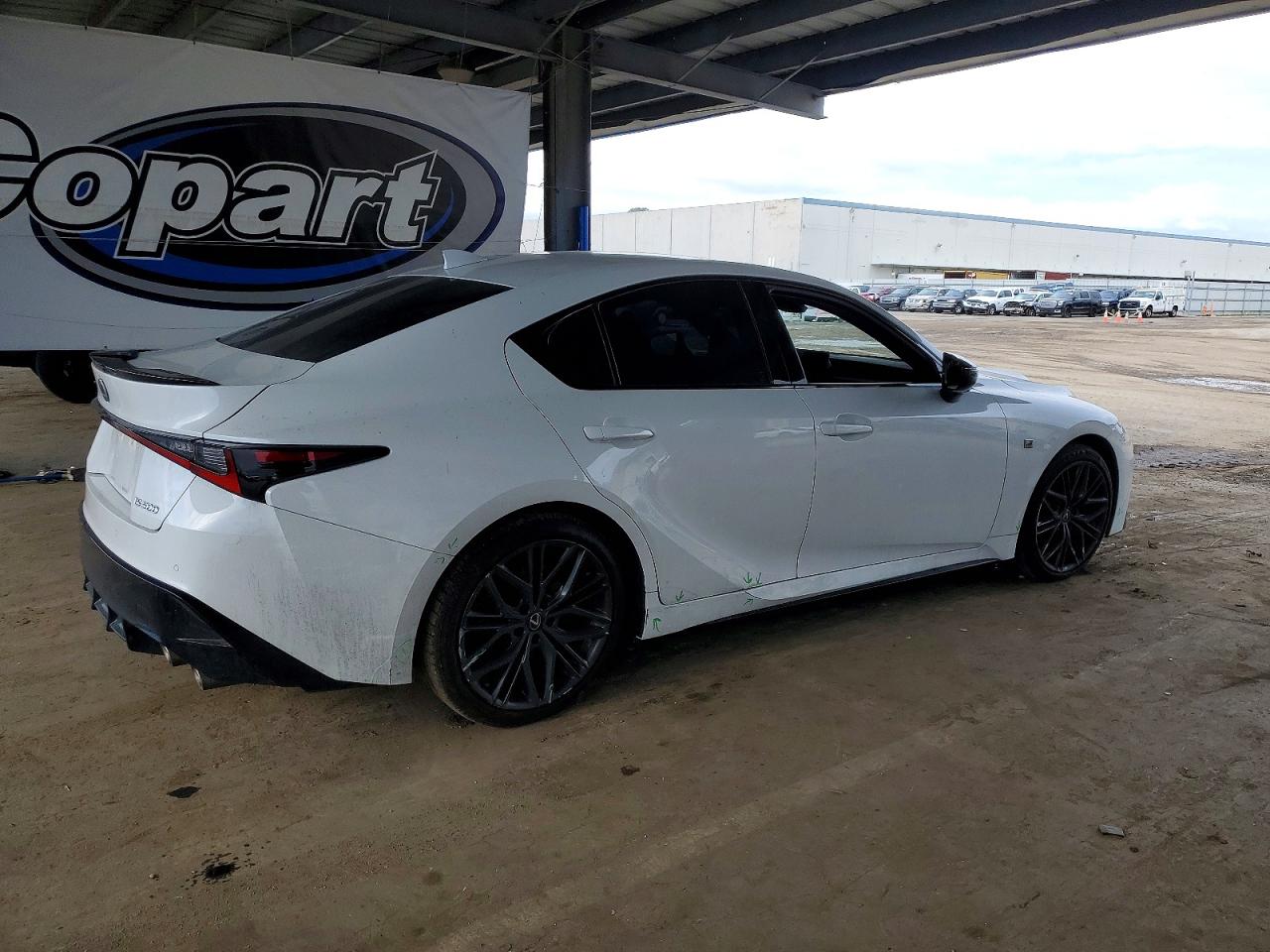 2025 LEXUS IS 500 F SPORT photo 3