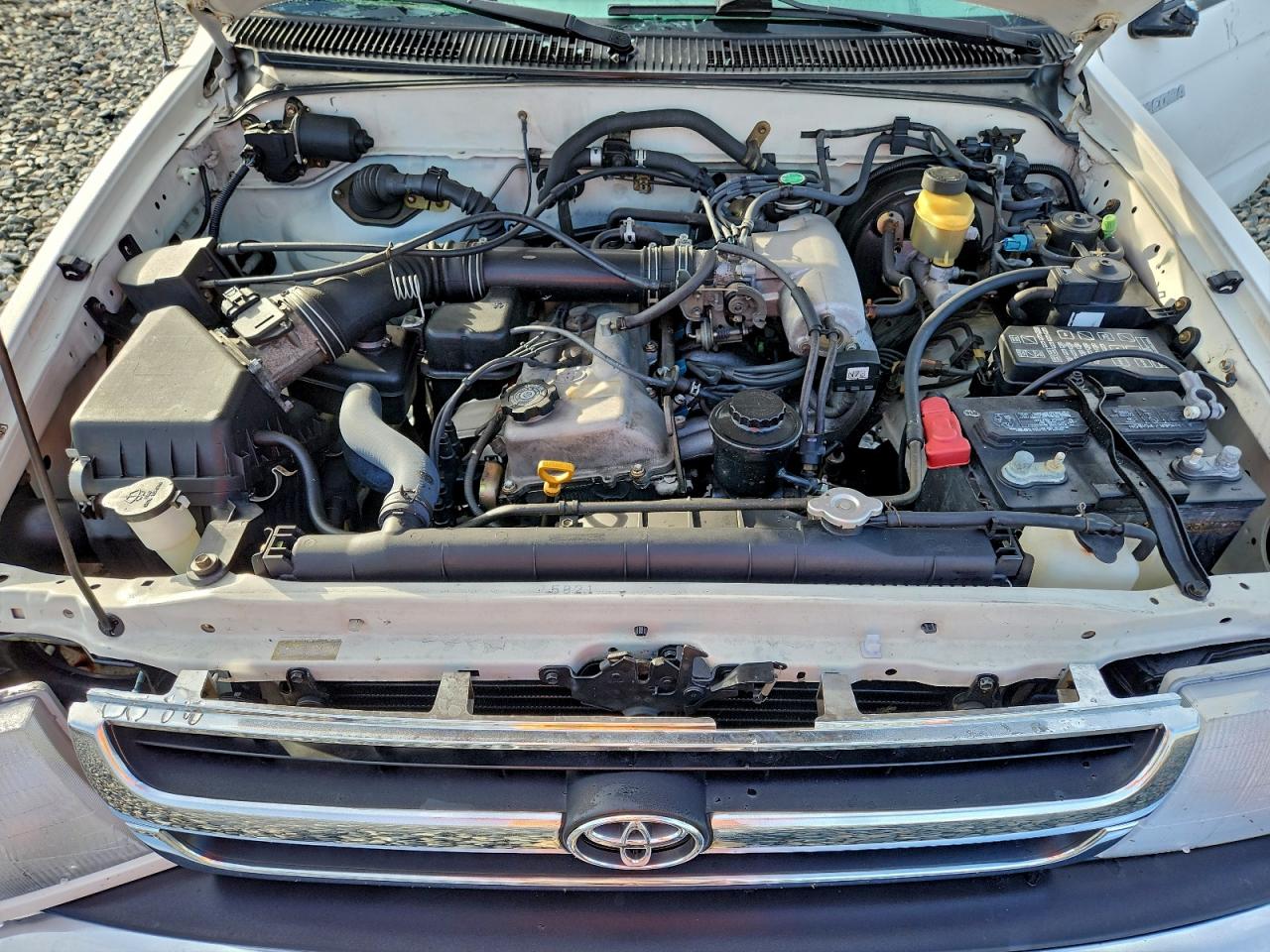 1999 TOYOTA TACOMA XTRACAB photo 11