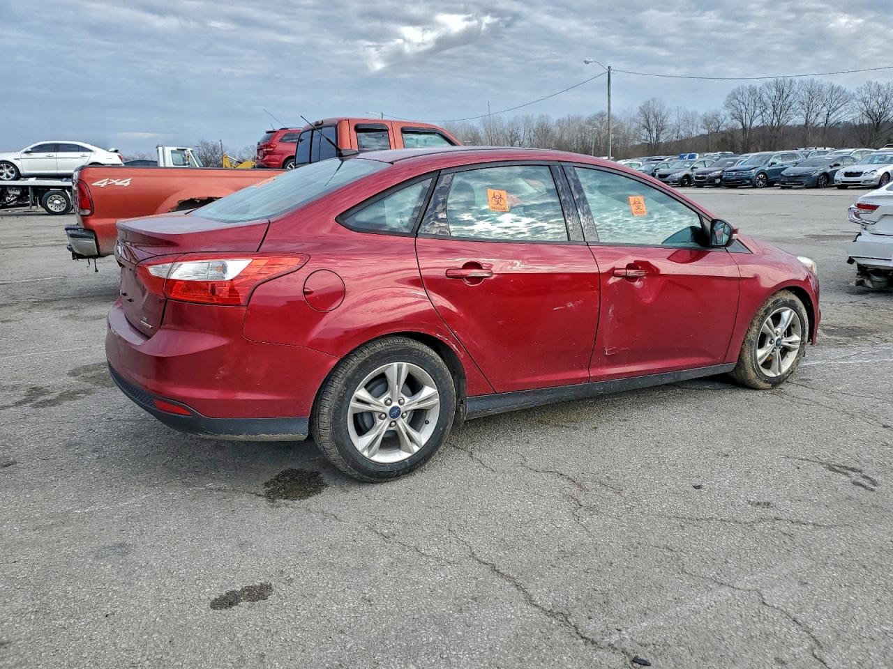 2014 FORD FOCUS SE photo 3