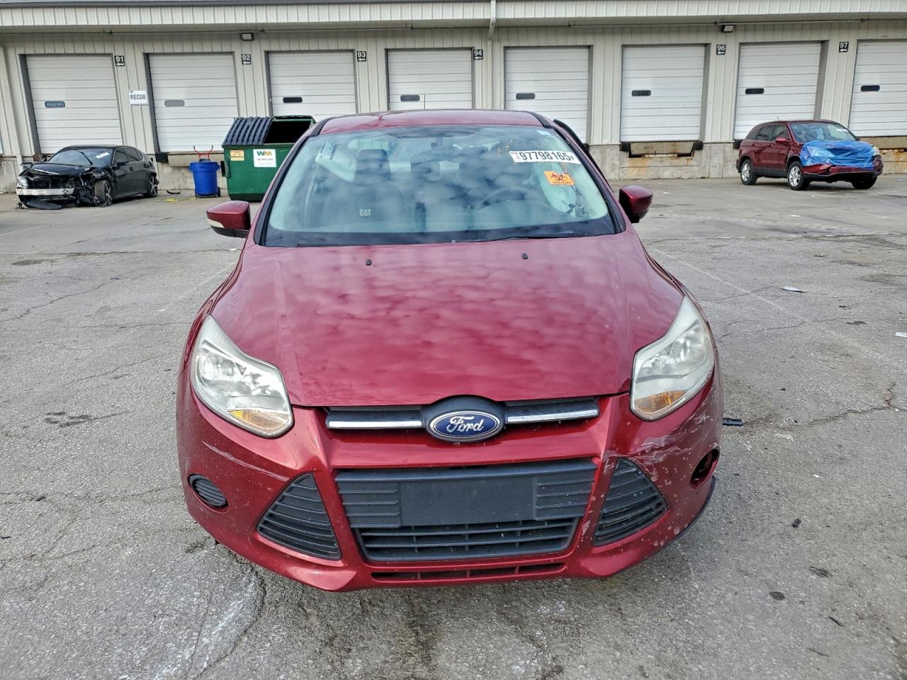 2014 FORD FOCUS SE photo 5