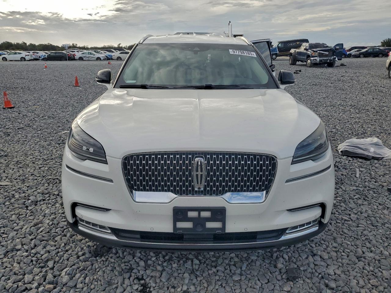 2020 LINCOLN AVIATOR RESERVE photo 5