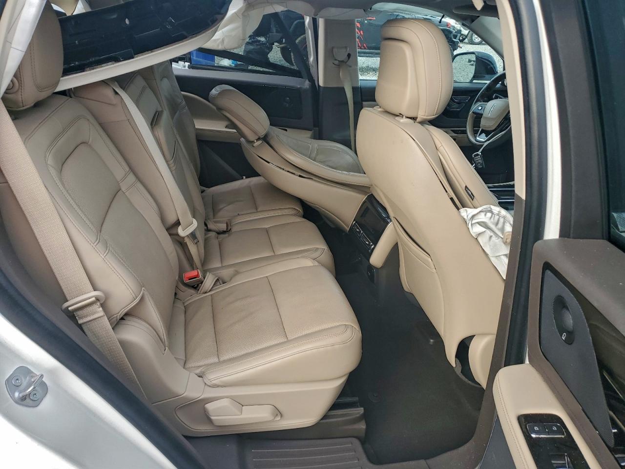 2020 LINCOLN AVIATOR RESERVE photo 11