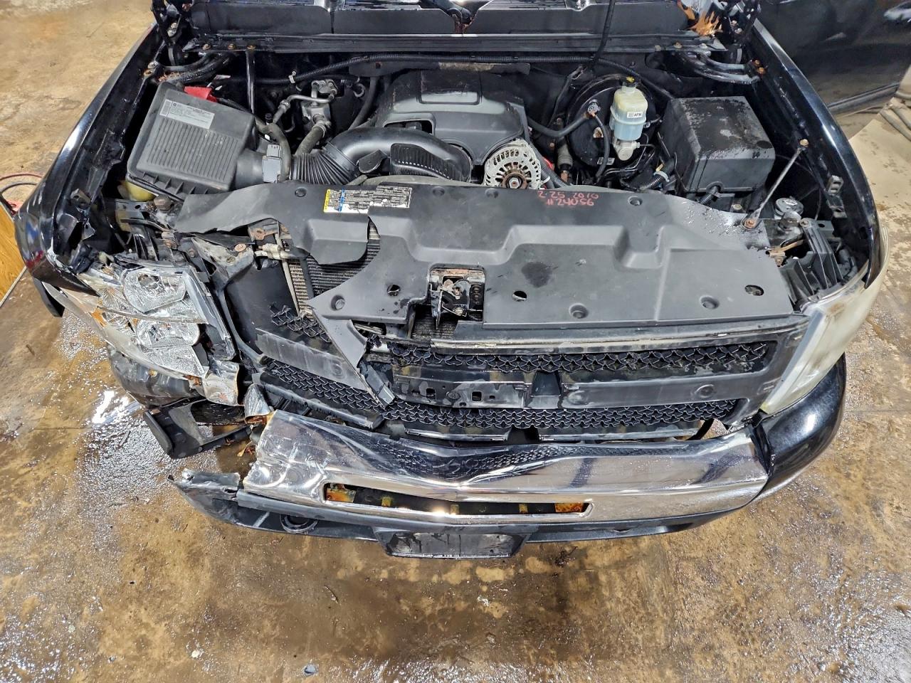 2010 CHEVROLET SILVERADO K1500 LT photo 11