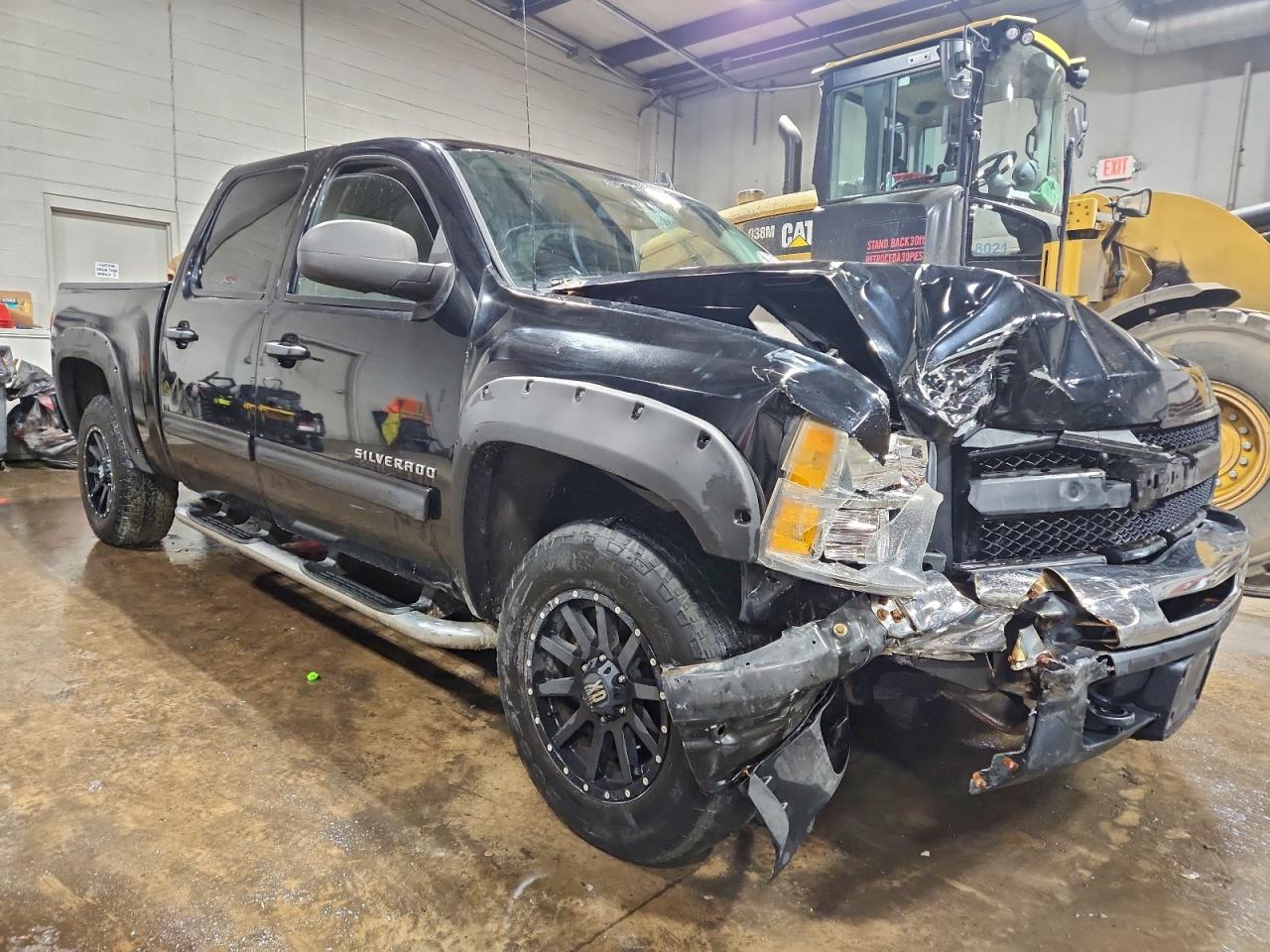 2010 CHEVROLET SILVERADO K1500 LT photo 4