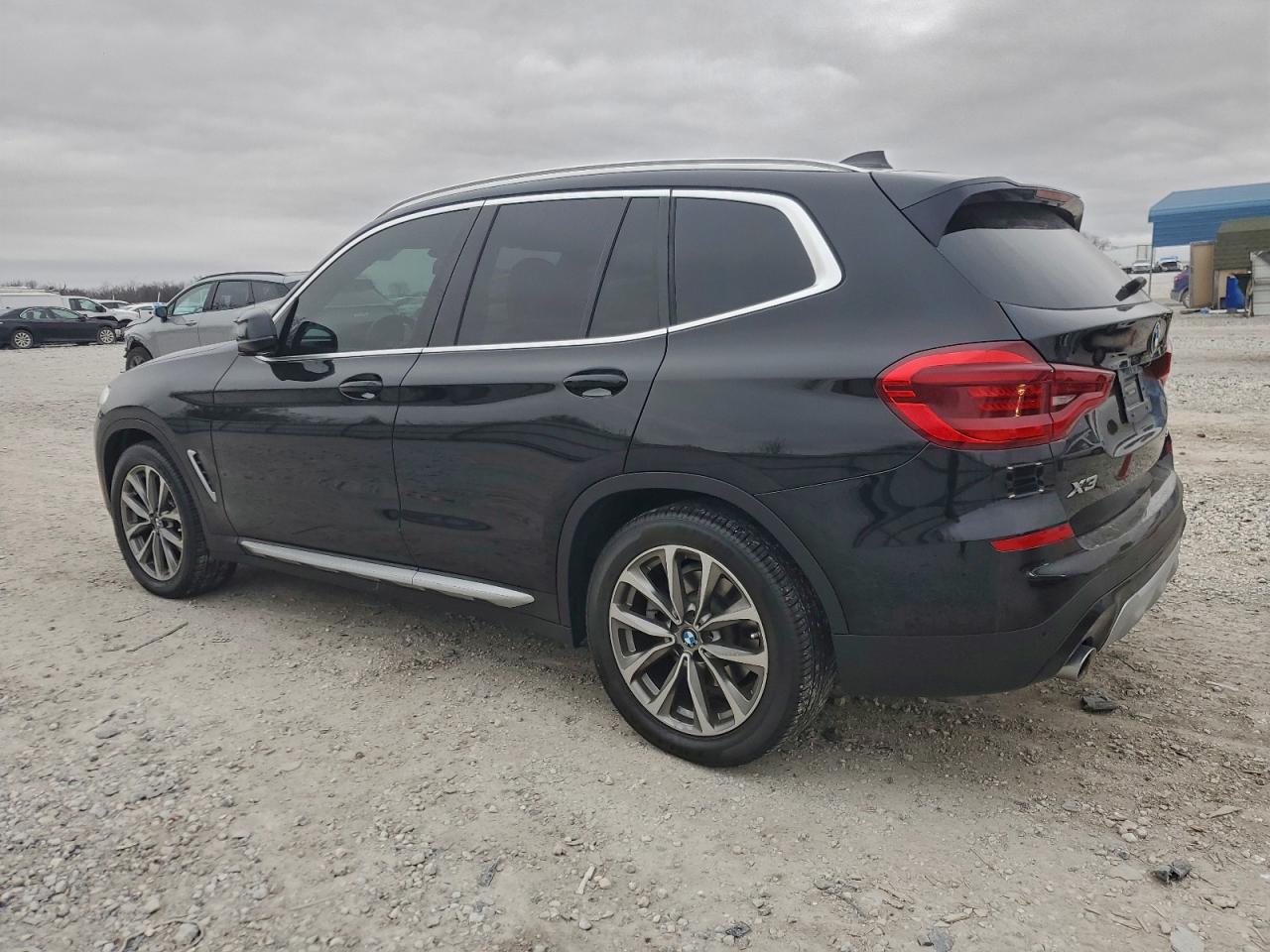 2019 BMW X3 SDRIVE30I photo 2