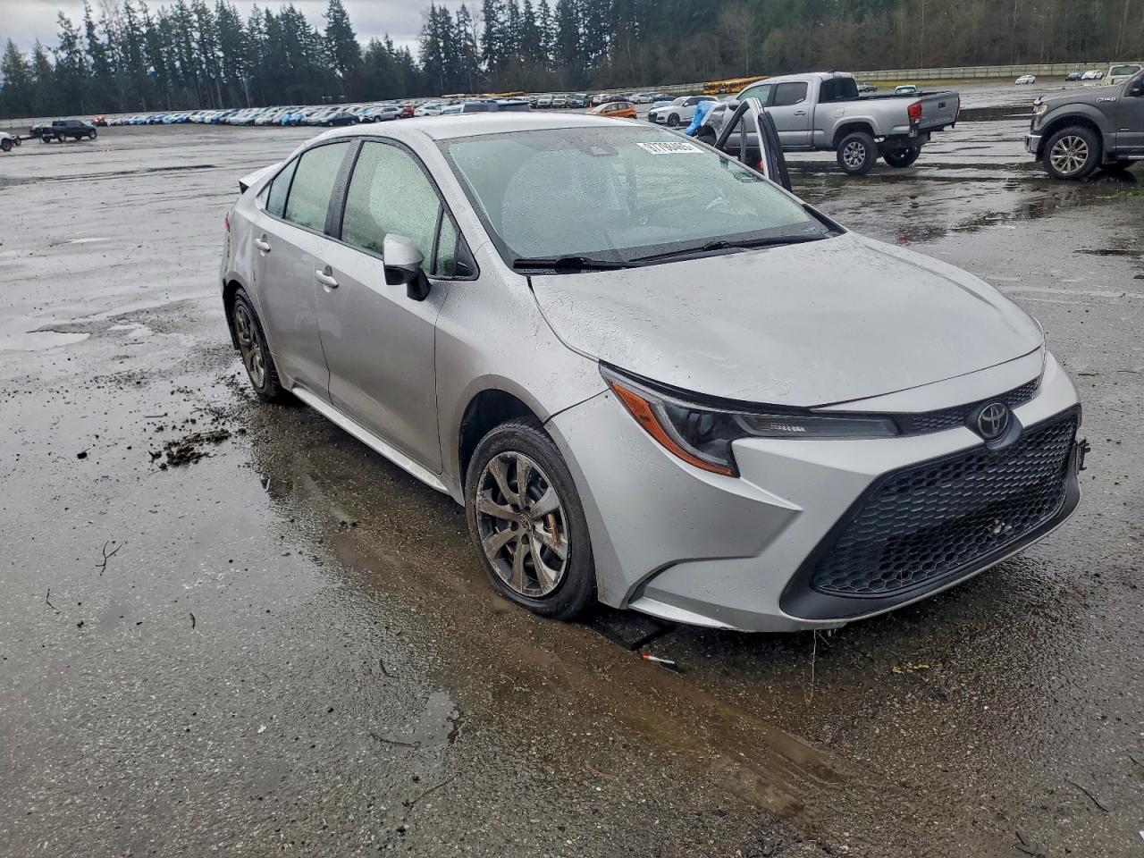 2022 TOYOTA COROLLA LE photo 4