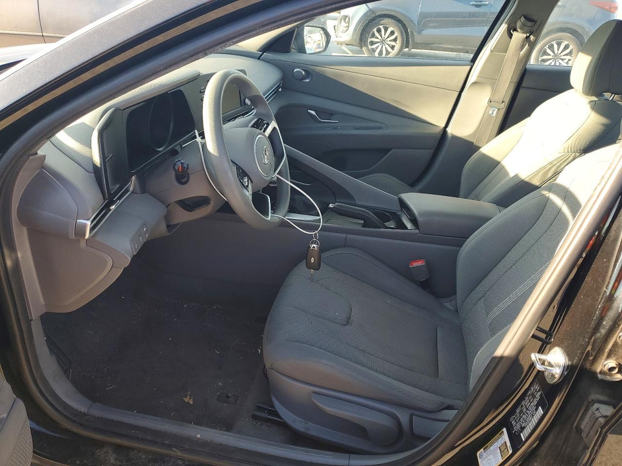 2023 HYUNDAI ELANTRA SE photo 7