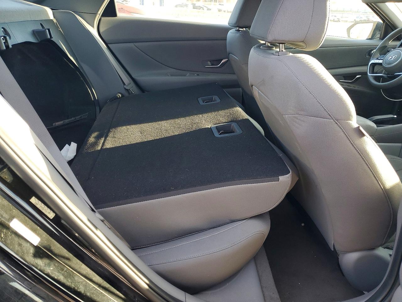 2023 HYUNDAI ELANTRA SE photo 10