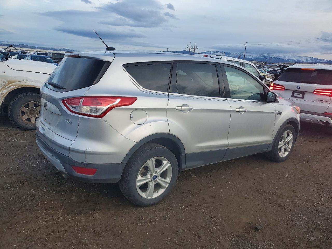2014 FORD ESCAPE SE photo 5