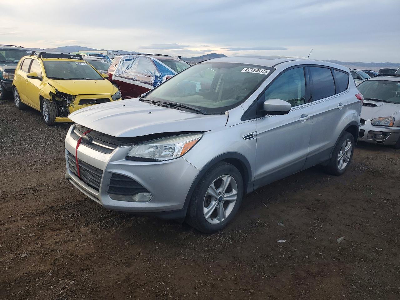 2014 FORD ESCAPE SE photo 2