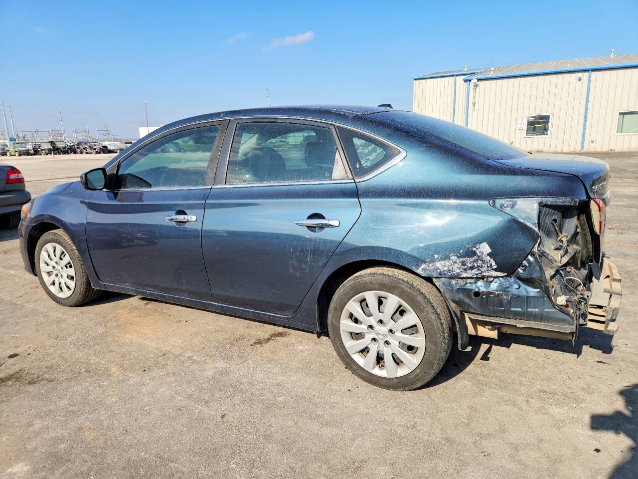 2016 NISSAN SENTRA S photo 3