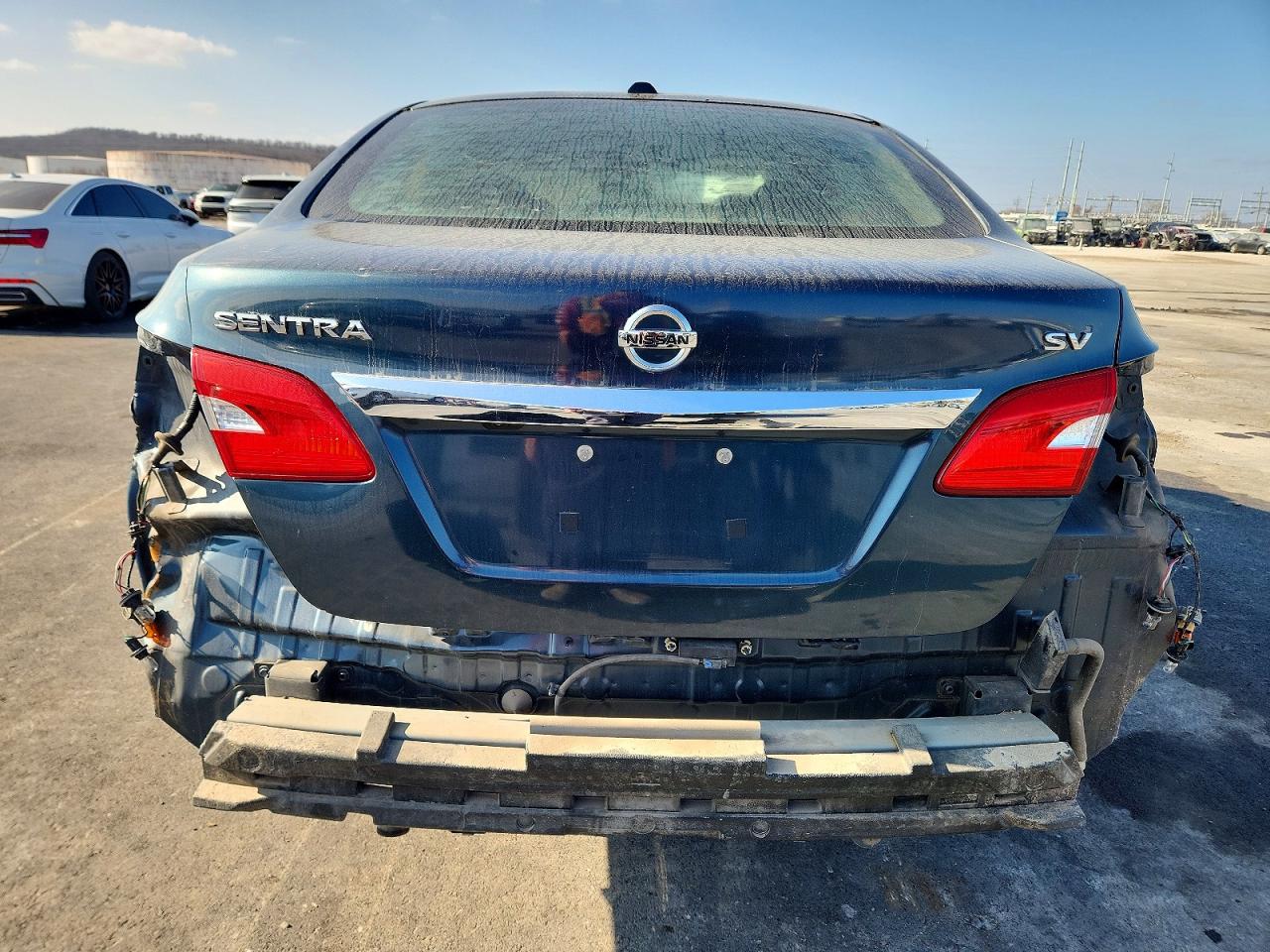 2016 NISSAN SENTRA S photo 11