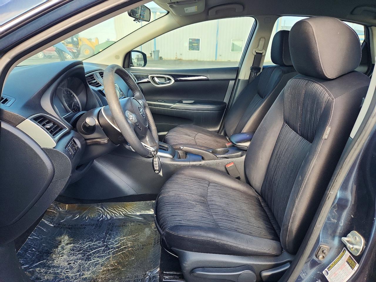 2016 NISSAN SENTRA S photo 13