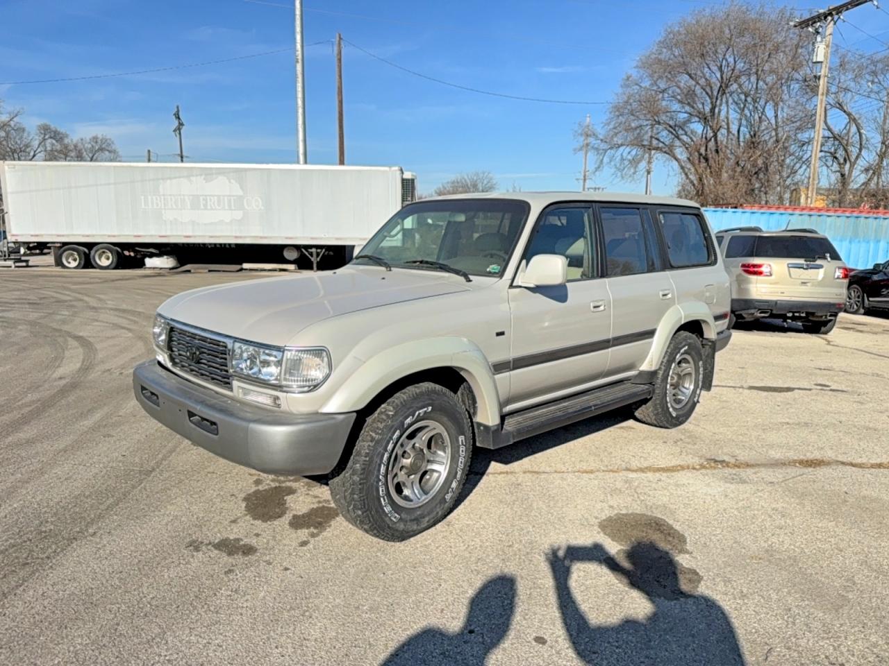 1997 TOYOTA LAND CRUISER HJ85 photo 2