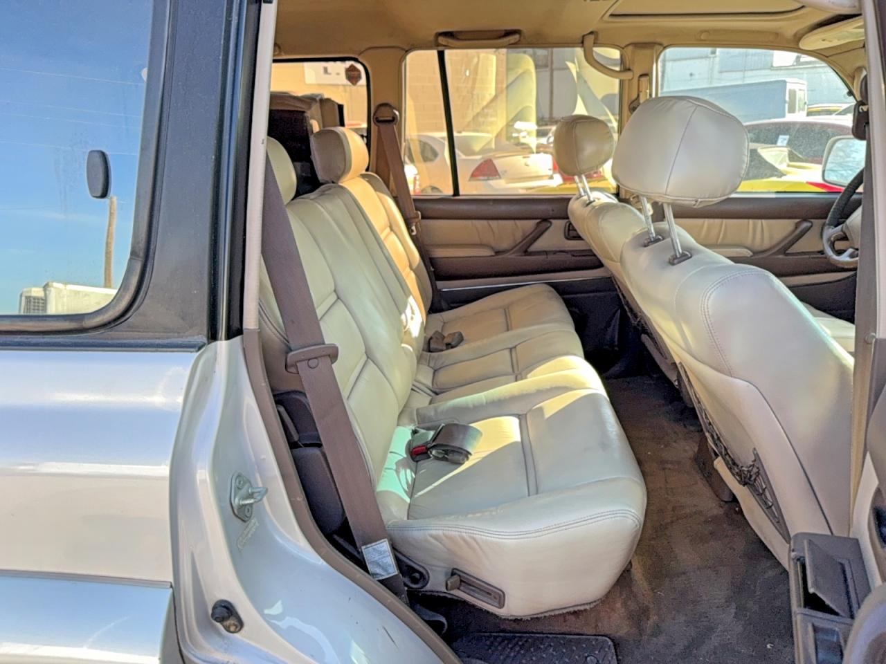 1997 TOYOTA LAND CRUISER HJ85 photo 6