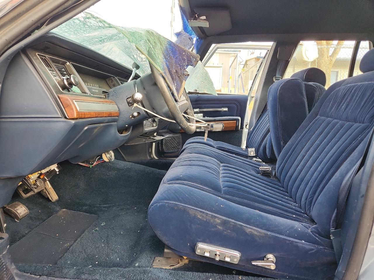 1990 FORD CROWN VICTORIA LX photo 7