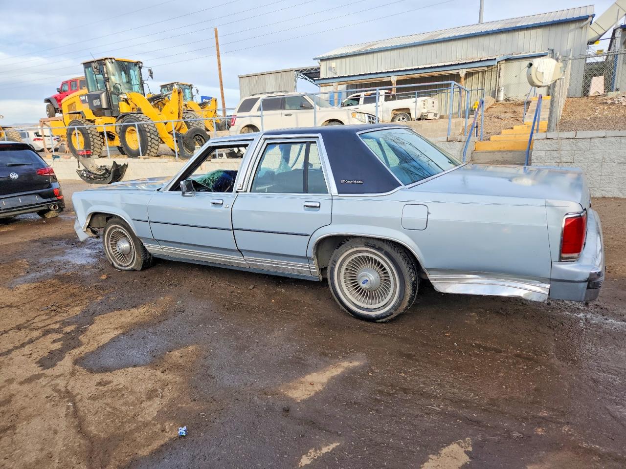 1990 FORD CROWN VICTORIA LX photo 2