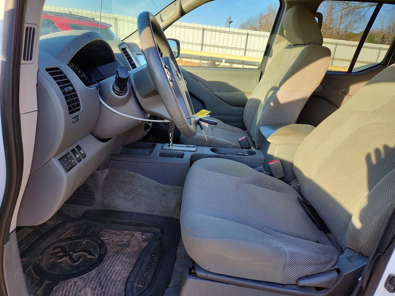 2018 NISSAN FRONTIER S photo 7