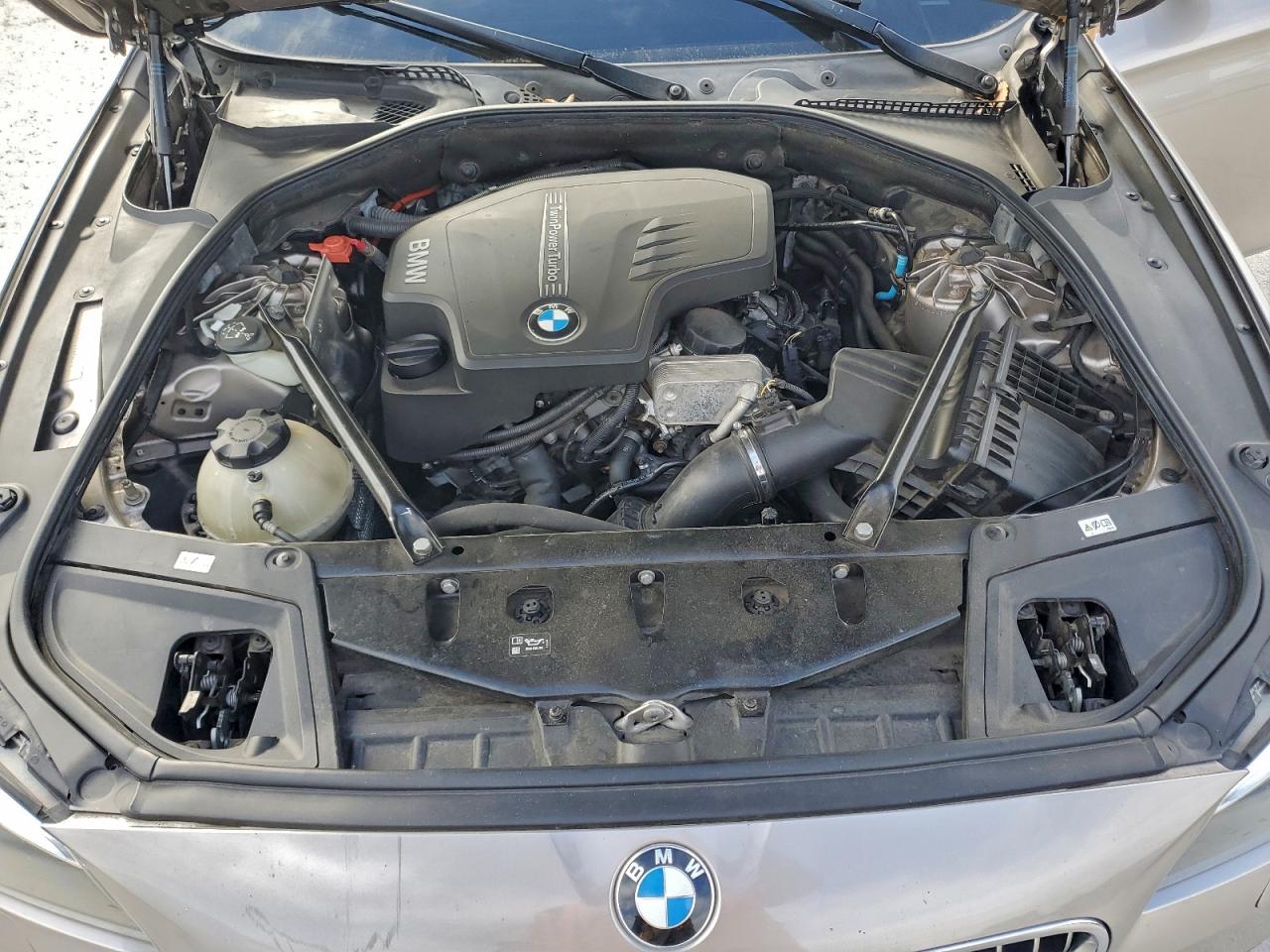2016 BMW 528 XI photo 11
