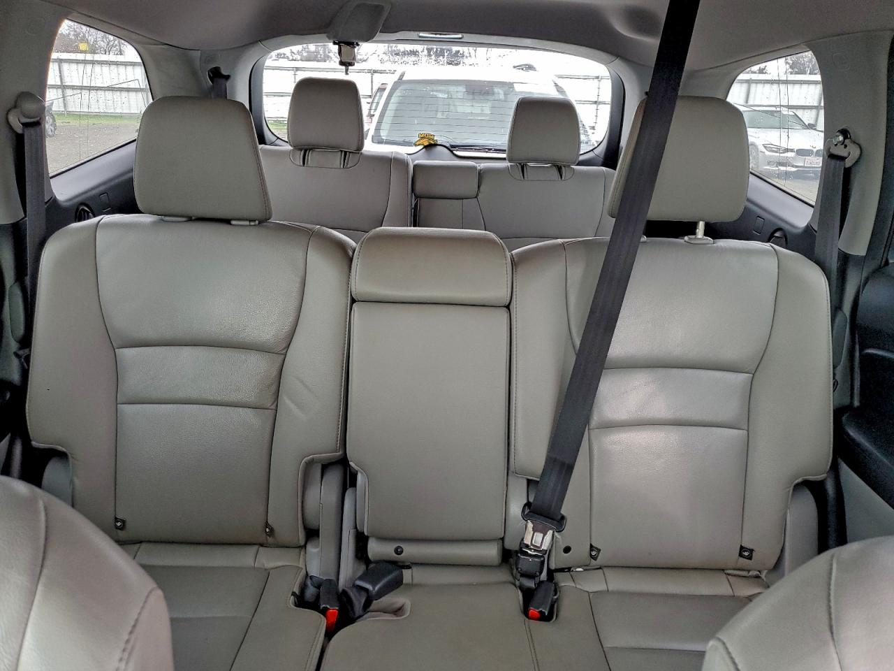 2016 HONDA PILOT TOURING photo 10