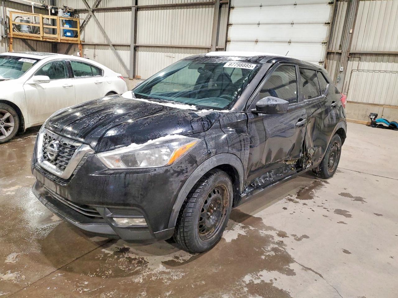 2019 NISSAN KICKS