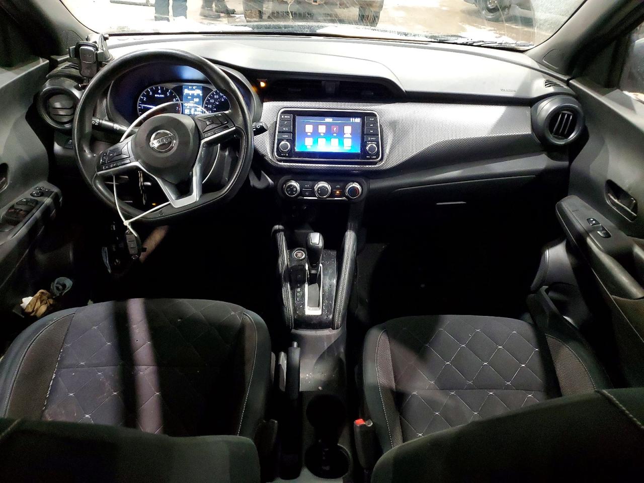 2019 NISSAN KICKS S photo 8