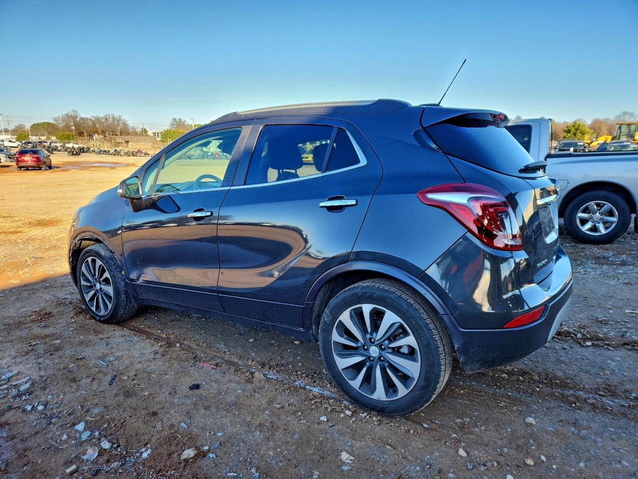 2018 BUICK ENCORE ESSENCE photo 3