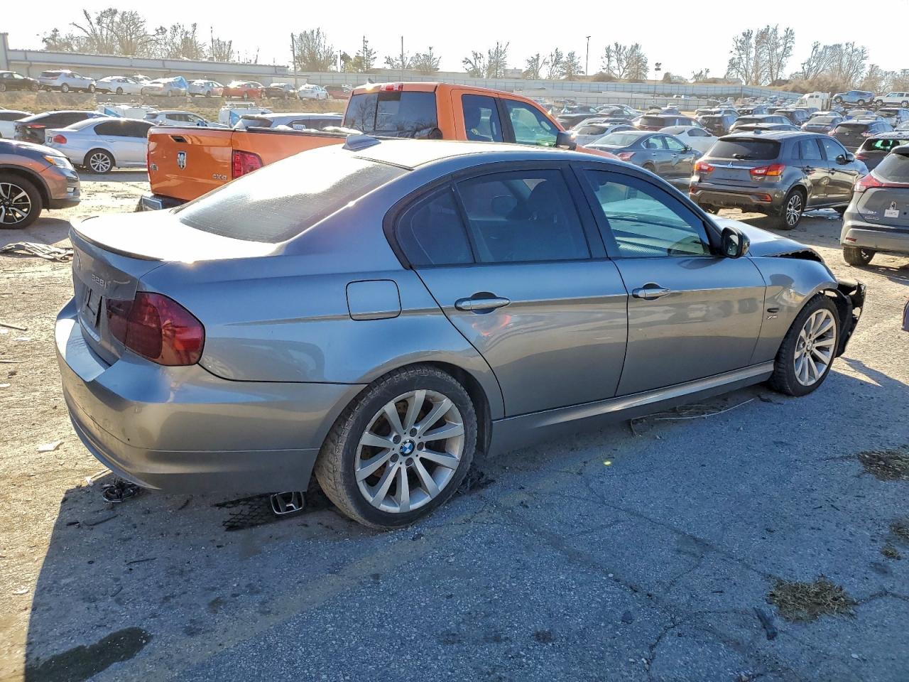 2011 BMW 328 XI photo 3