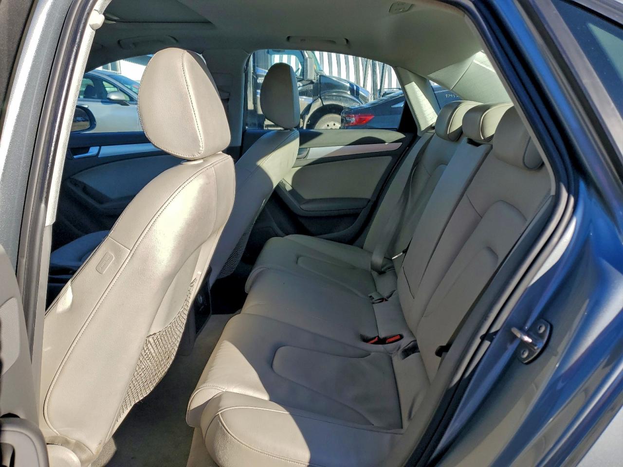 2010 AUDI A4 PREMIUM photo 10