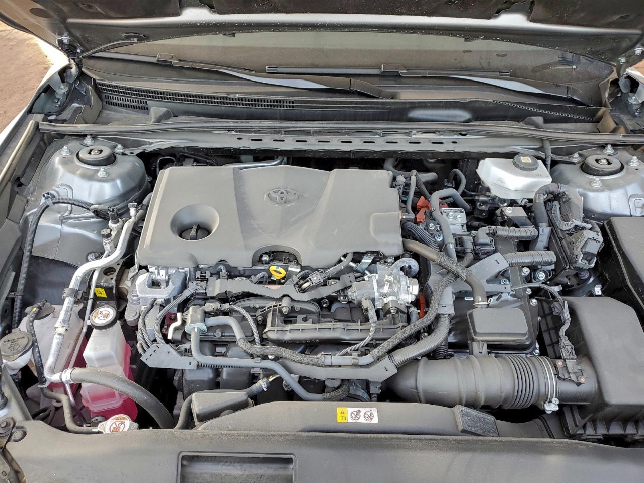 2025 TOYOTA CAMRY XSE photo 11