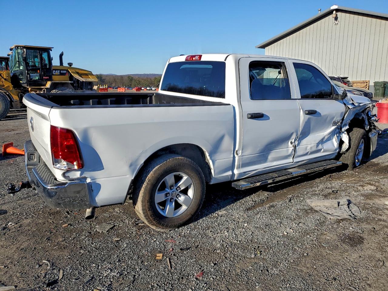 2022 RAM 1500 CLASSIC SLT photo 5