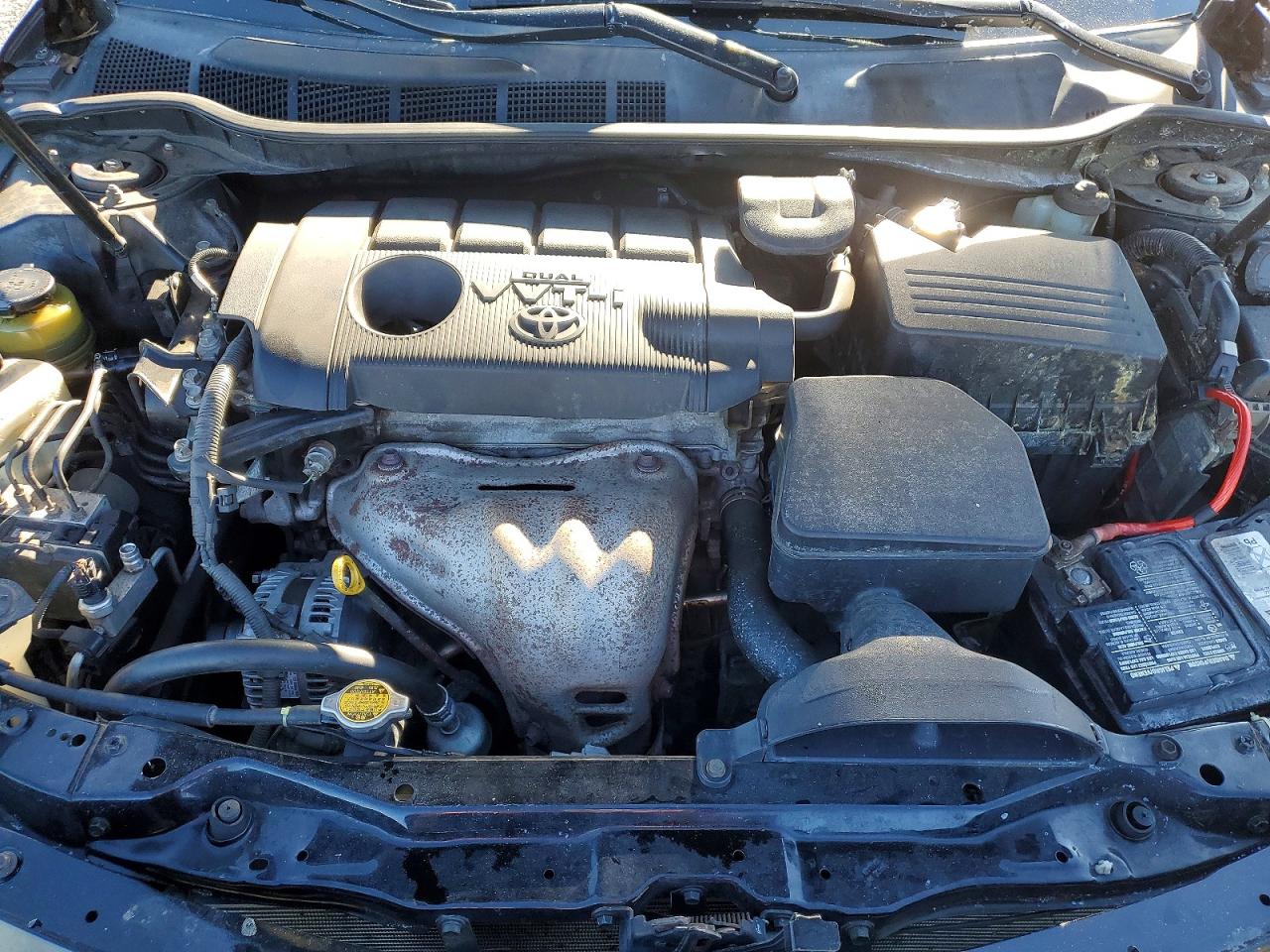 2011 TOYOTA CAMRY BASE photo 11