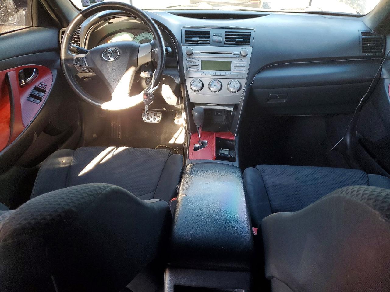 2011 TOYOTA CAMRY BASE photo 8