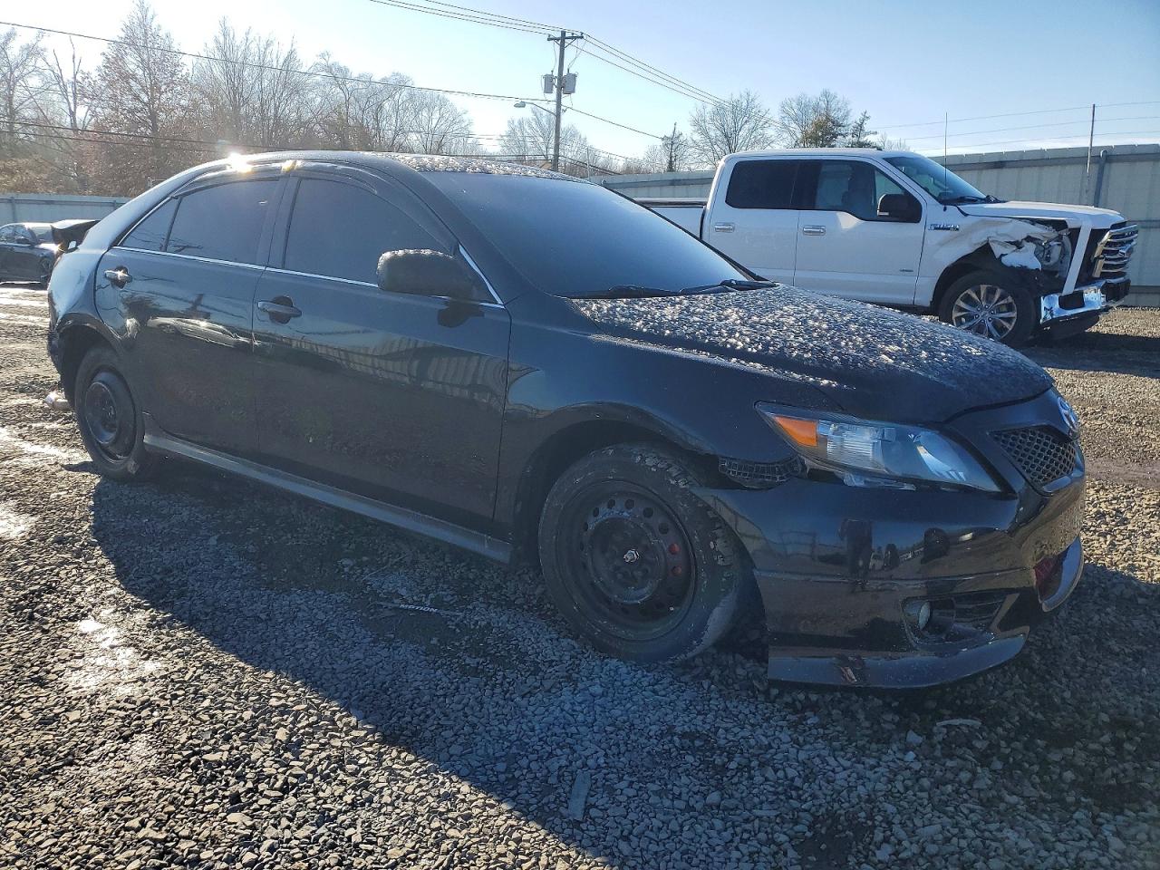 2011 TOYOTA CAMRY BASE photo 4