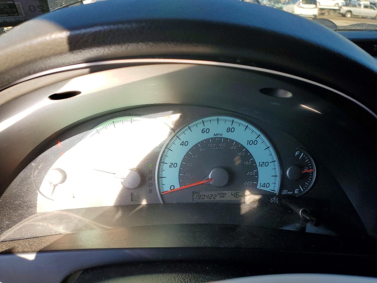 2011 TOYOTA CAMRY BASE photo 9