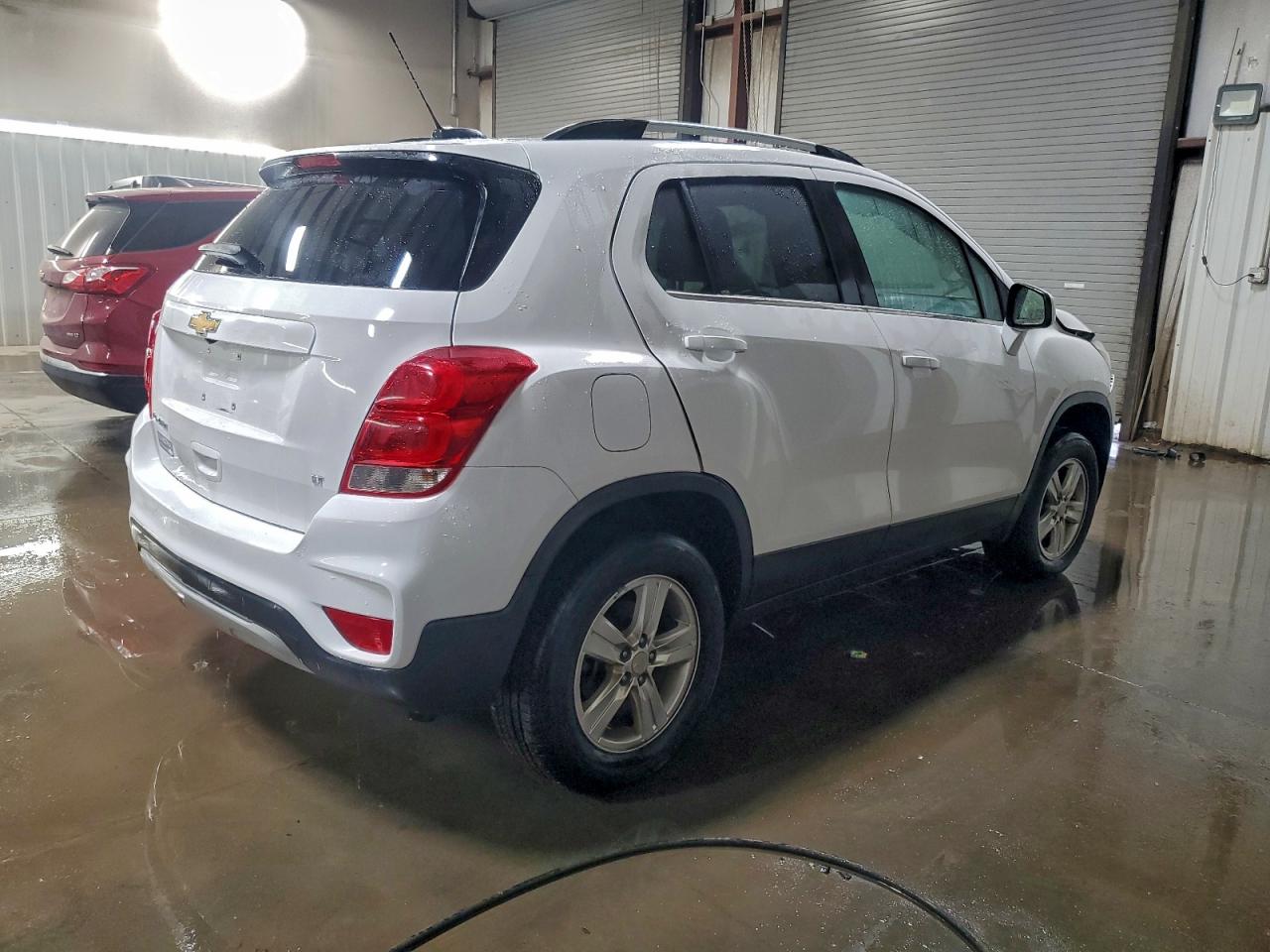 2017 CHEVROLET TRAX 1LT photo 3
